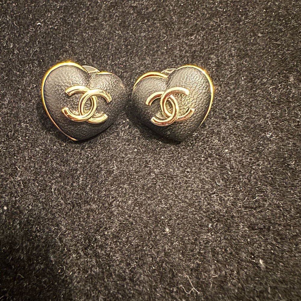 CHANEL Heart Earrings in Black and Gold